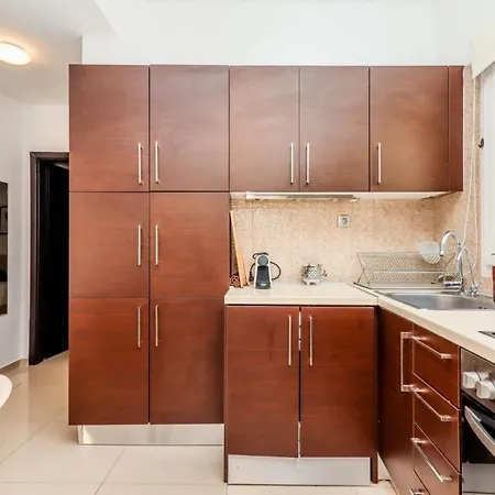 Apartment Happy Traveller - Luxury, Free Parking