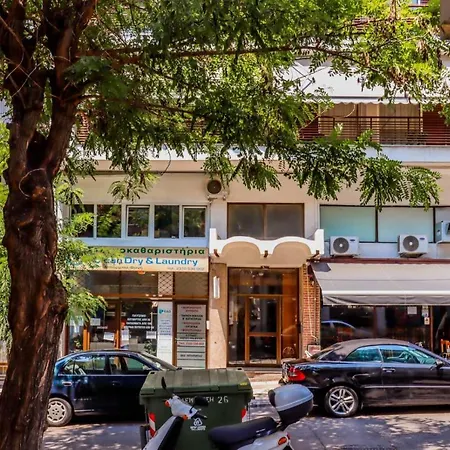 Happy Traveller - Luxury, Free Parking Apartment *