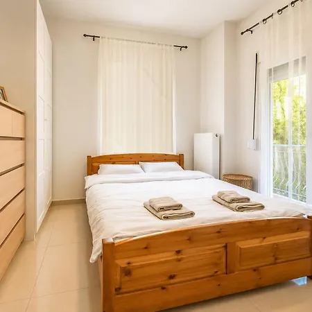 Apartment Happy Traveller - Luxury, Free Public Parking *